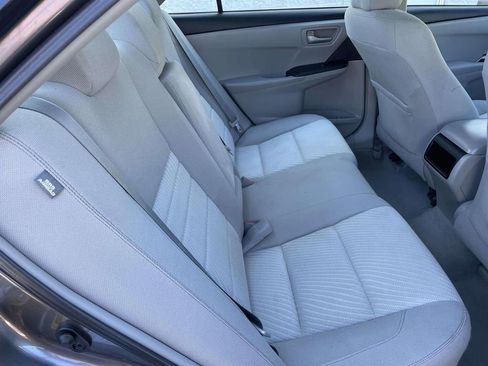 Used 2015 Toyota Camry LE image 43
