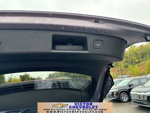 New 2026 Chevrolet Blazer EV LT image 32