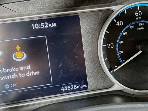 Used 2021 Nissan Leaf SL Plus FWD image 11
