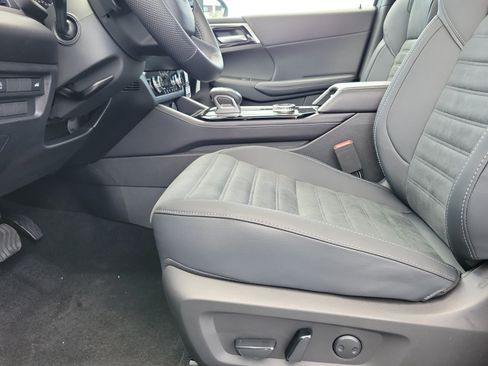 New 2026 Mitsubishi Outlander AWD image 22