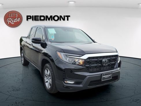 Certified 2025 Honda Ridgeline RTL image 5