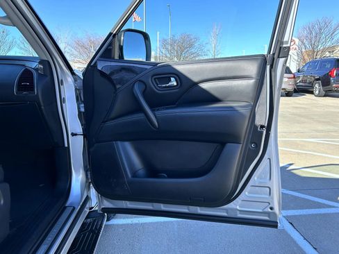 Used 2021 INFINITI QX80 Luxe AWD/4WD image 16