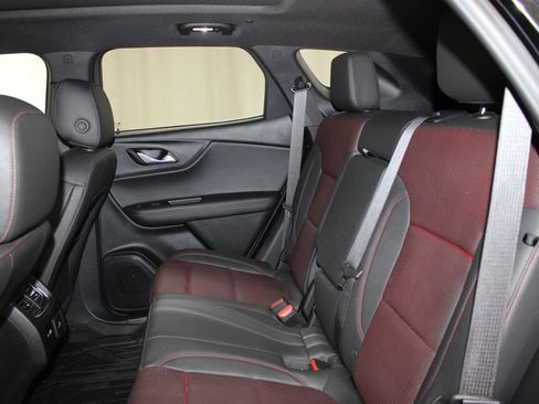 Used 2024 Chevrolet Blazer RS w/ Driver Confidence II Package FWD image 19