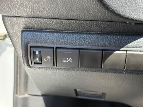 Used 2024 Toyota Corolla LE FWD image 21
