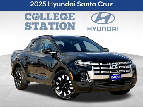 Used 2025 Hyundai Santa Cruz SEL image 3