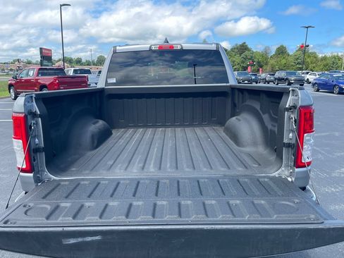 Used 2022 RAM 1500 Big Horn AWD/4WD image 10