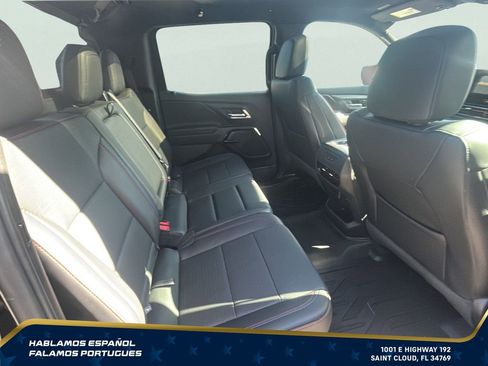 Certified 2025 Chevrolet Silverado EV RST AWD/4WD image 30