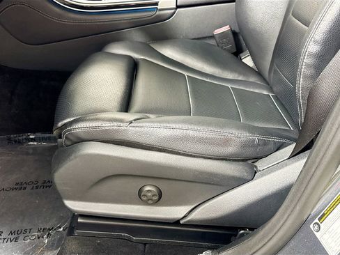 Used 2018 Mercedes-Benz GLC 300 4MATIC w/ Multimedia Package image 24