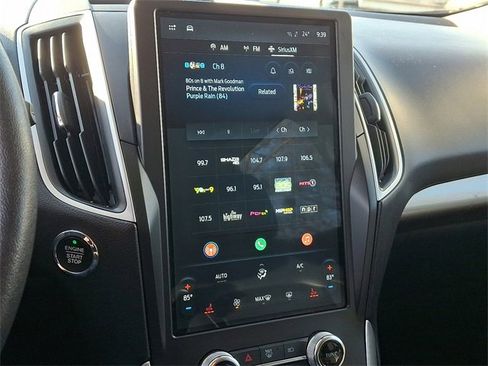 Used 2024 Ford Edge SEL image 16