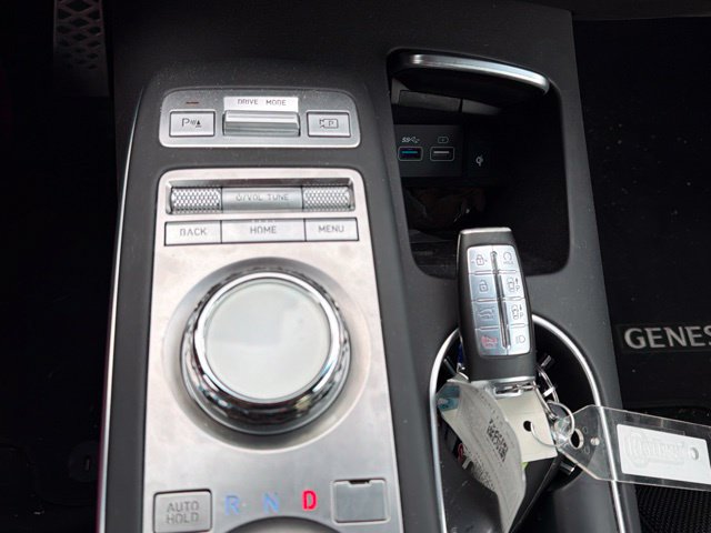 Used 2023 Genesis GV70 2.5T w/ Sport Prestige Package AWD/4WD image 27