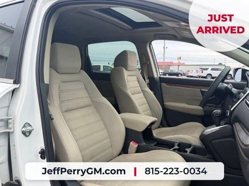 Used 2017 Honda CR-V EX image 17