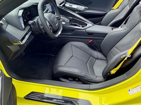 Used 2024 Chevrolet Corvette Z06 RWD image 24