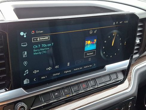 Used 2023 Chevrolet Silverado 1500 RST w/ Z71 Off-Road Package image 17