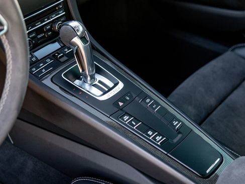 Used 2016 Porsche 911 GT3 RS image 21