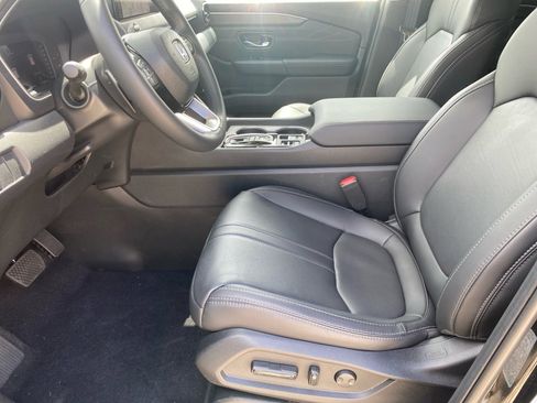 Certified 2026 Honda Pilot Touring image 33