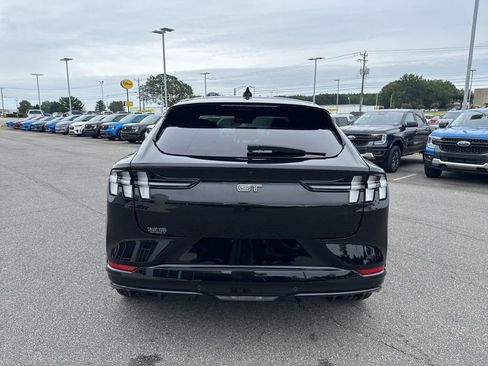 Certified 2022 Ford Mustang Mach-E GT image 4