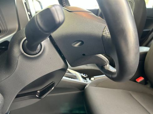 Used 2026 Hyundai Venue SEL FWD image 38