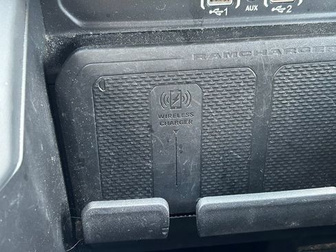 Used 2025 RAM 1500 Big Horn AWD/4WD image 29