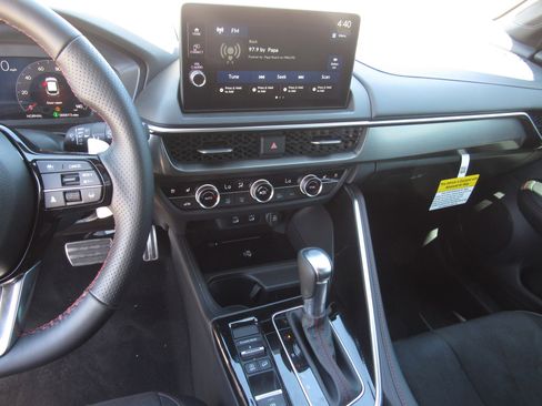 Certified 2025 Acura ADX A-Spec image 20