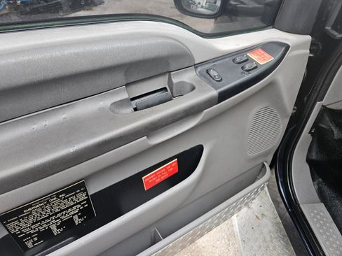 Used 2000 Ford F350 12 ft. E-One Utility Body image 22