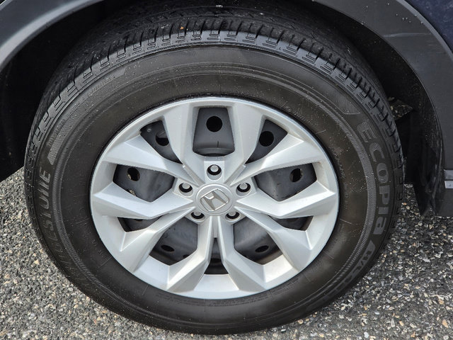 Used 2025 Honda CR-V LX image 13
