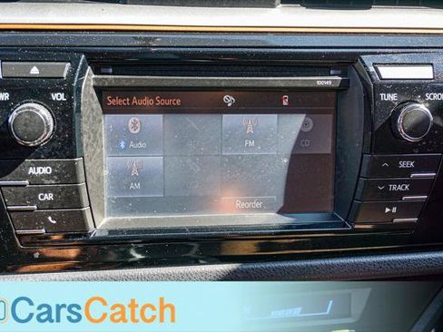 Used 2015 Toyota Corolla LE FWD image 27