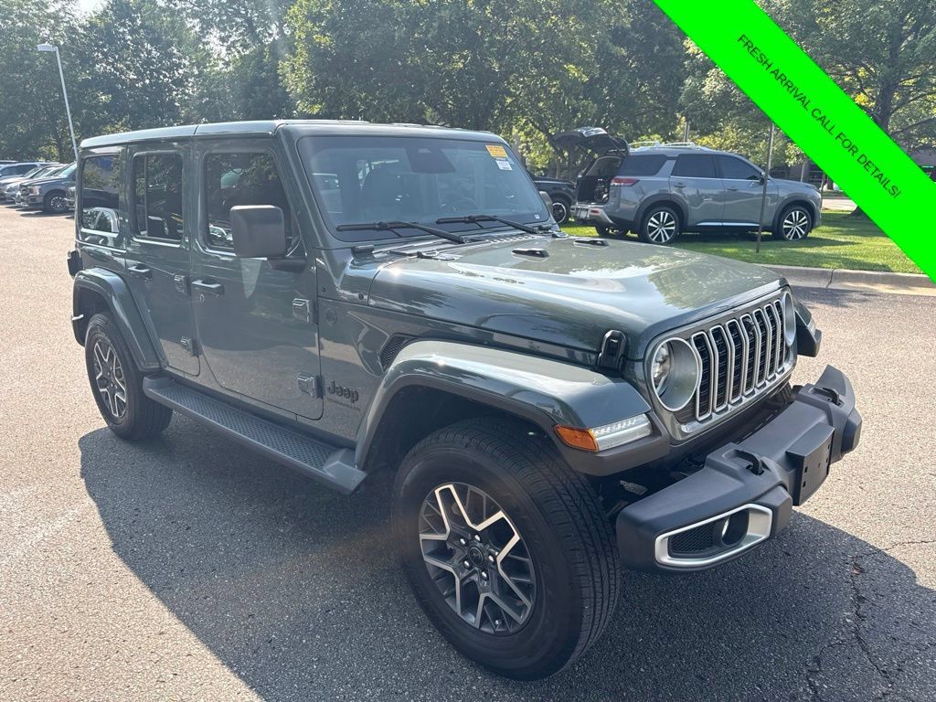 Used 2026 Jeep Wrangler Unlimited Sahara AWD/4WD image 34