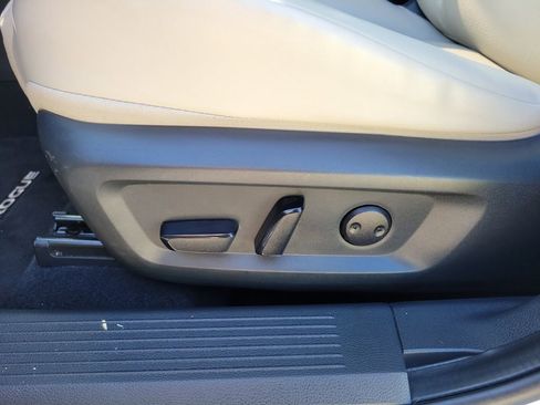 Certified 2021 Nissan Rogue SV w/ Premium Package image 23