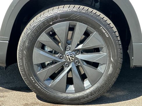 Used 2024 Volkswagen Taos S FWD image 26