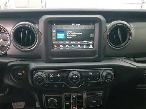 Used 2021 Jeep Wrangler Unlimited Sport image 18