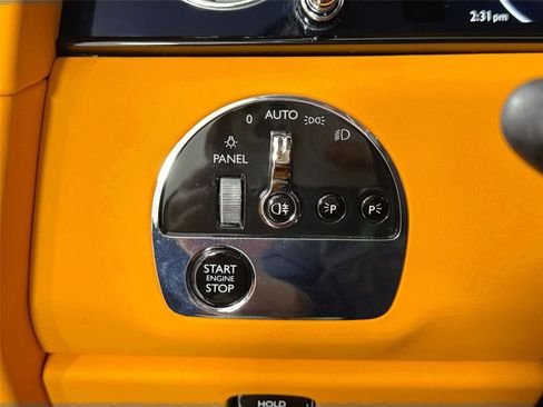 Used 2026 Rolls-Royce Cullinan image 25