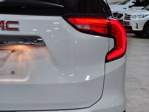 Used 2019 GMC Terrain SLE FWD image 21