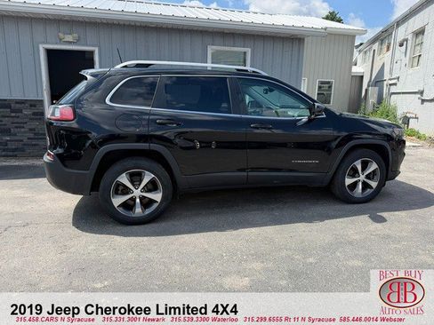 Used 2019 Jeep Cherokee Limited AWD/4WD image 8