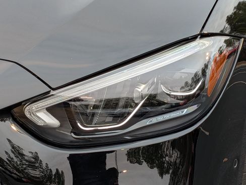 Used 2024 Mercedes-Benz C 300 Sedan image 6