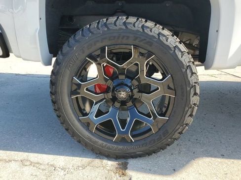 New 2026 GMC Sierra 1500 AT4 w/ AT4 Premium Package image 6