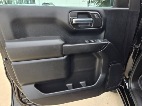 Used 2022 Chevrolet Silverado 1500 Custom RWD image 18