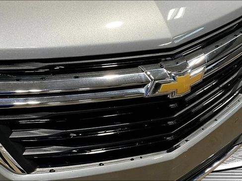 Used 2023 Chevrolet Equinox LT FWD image 31