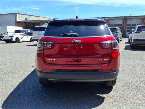 Used 2024 Jeep Compass Limited AWD/4WD image 33