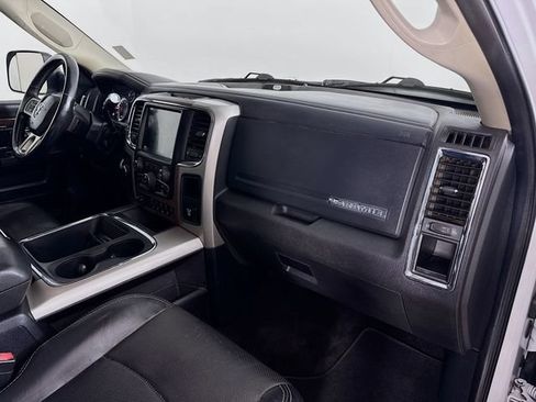 Used 2016 RAM 2500 Laramie w/ Sport Appearance Group AWD/4WD image 31