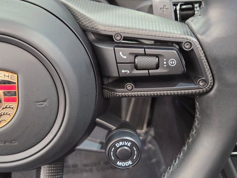 Certified 2022 Porsche 911 Cabriolet image 17