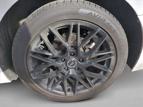 Used 2021 Toyota Camry SE image 10