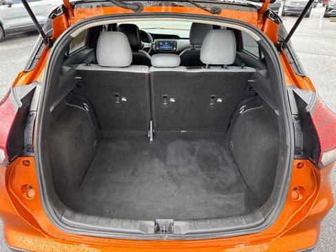Used 2022 Nissan Kicks SR w/ Premium Package FWD image 11