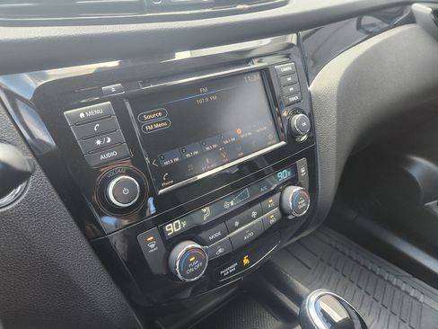 Used 2019 Nissan Rogue Sport SV w/ All-Weather Package image 22