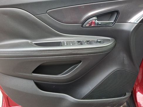 Certified 2019 Buick Encore Preferred w/ Safety Package image 12