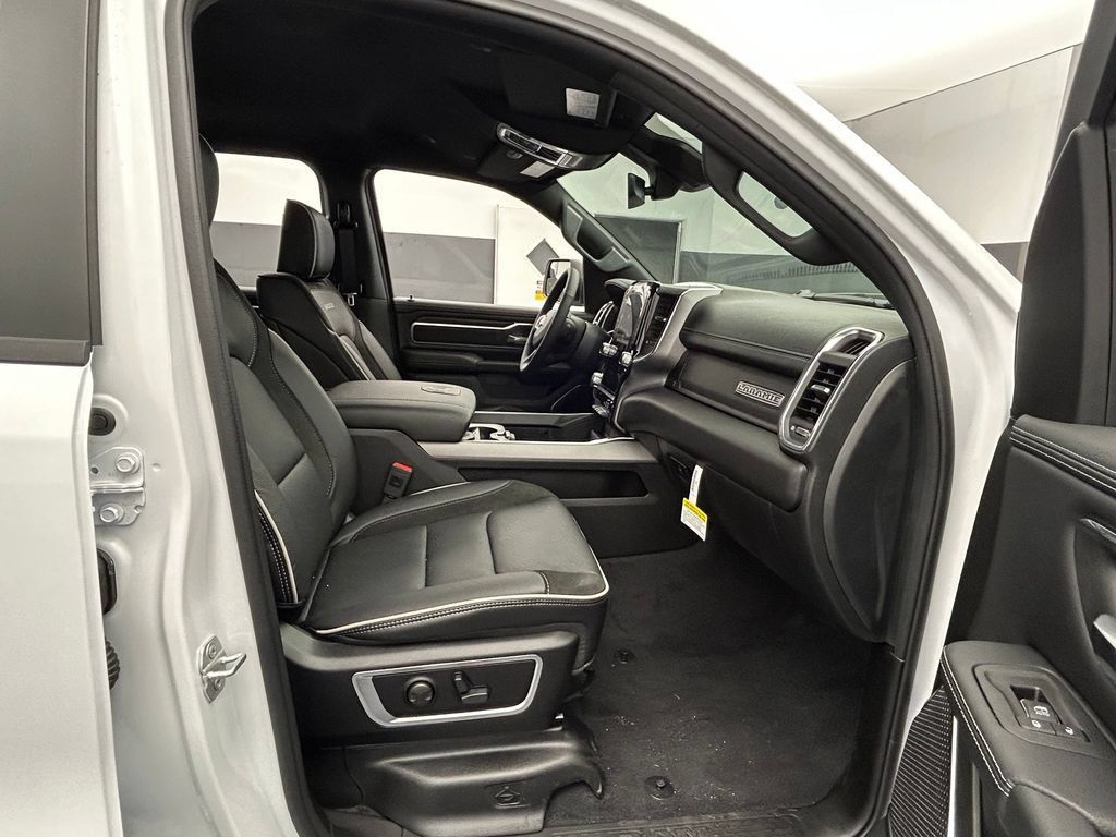 Used 2026 RAM 1500 Laramie w/ Night Edition AWD/4WD image 48