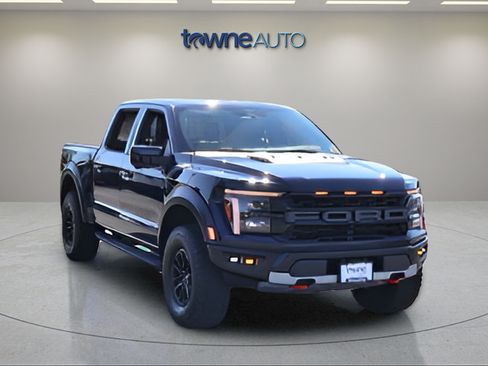 Used 2025 Ford F150 Raptor AWD/4WD image 11
