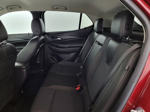 Used 2022 Buick Encore GX Select w/ Sport Touring Package FWD image 13