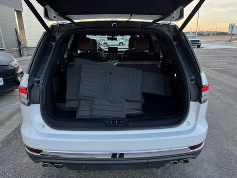 Used 2022 Lincoln Aviator Reserve w/ Elements Package Plus image 43