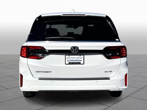 New 2026 Honda Odyssey Elite image 4