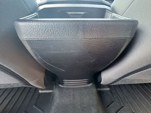 Used 2016 Toyota Tacoma TRD Off-Road image 22